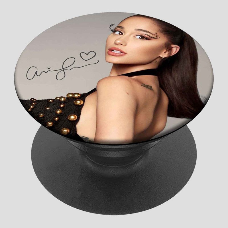 Ariana Grande 12